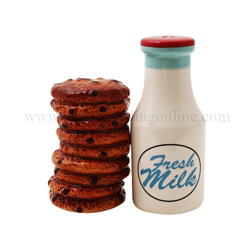 8992 Milk and Cookies